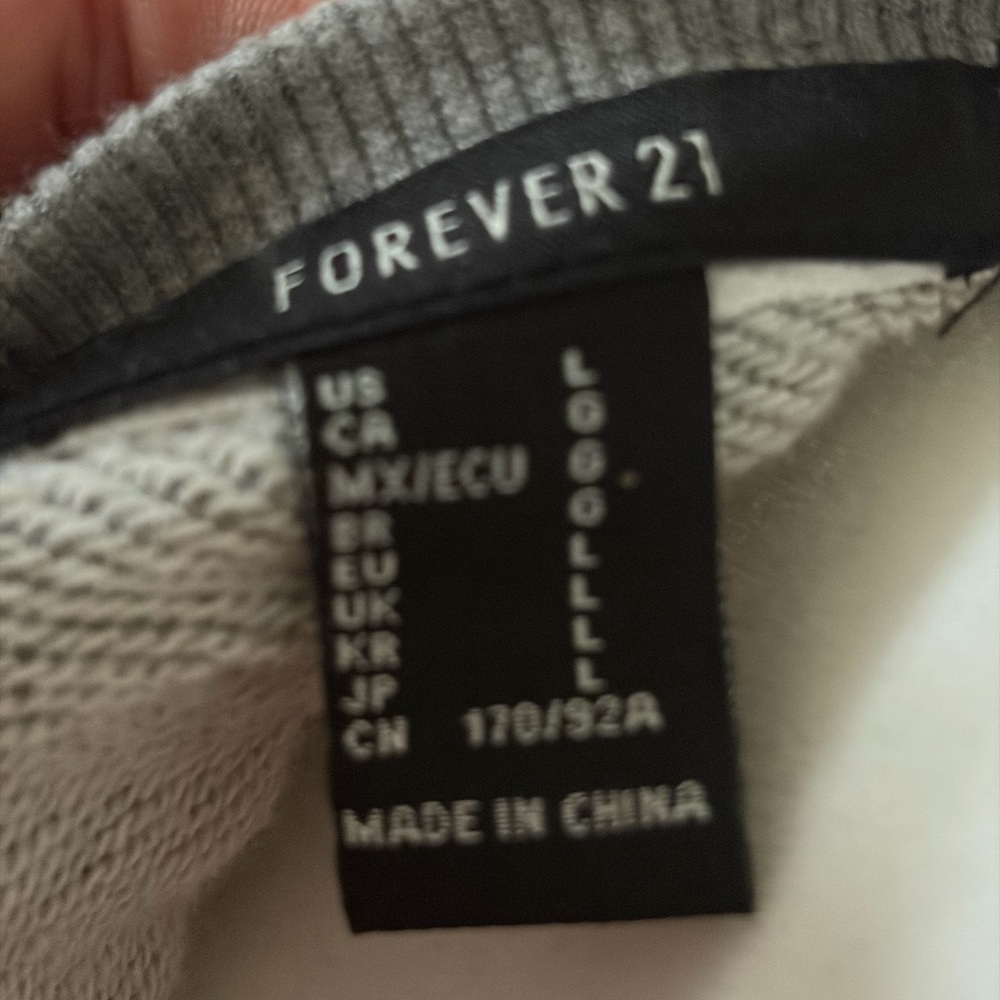 Forever 21 Gray Cropped Sweatshirt Size Large - Picture 3 of 3
